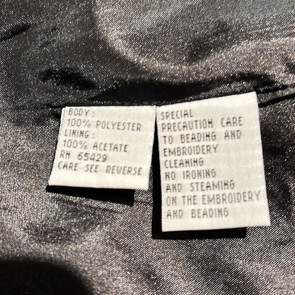 Donna Vinci Vintage Over Size Ruffled Black Blazer - Picture 16 of 17